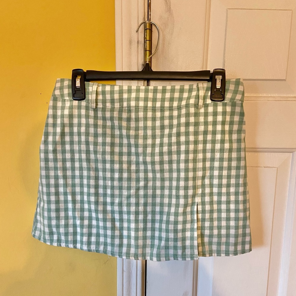 Mini School Girl Skort with slit: Green & White Checkered/Plaid/Tartan (PacSun)